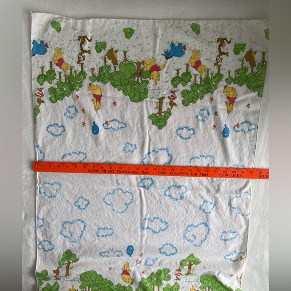 Vintage Walt Disney Winnie The Pooh Bear 100 Acre Wood Baby Receiving Blanket - Picture 8 of 10